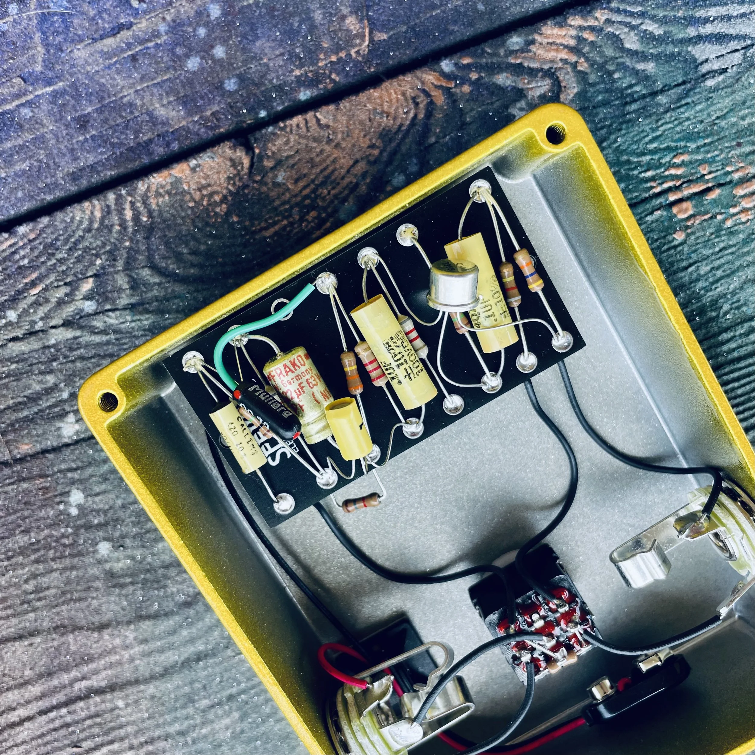 Pulsemonger MK1 ファズ Synthemoger ペダル Seeker Electric Effects Tonebender MKI — Anatomy of Tone